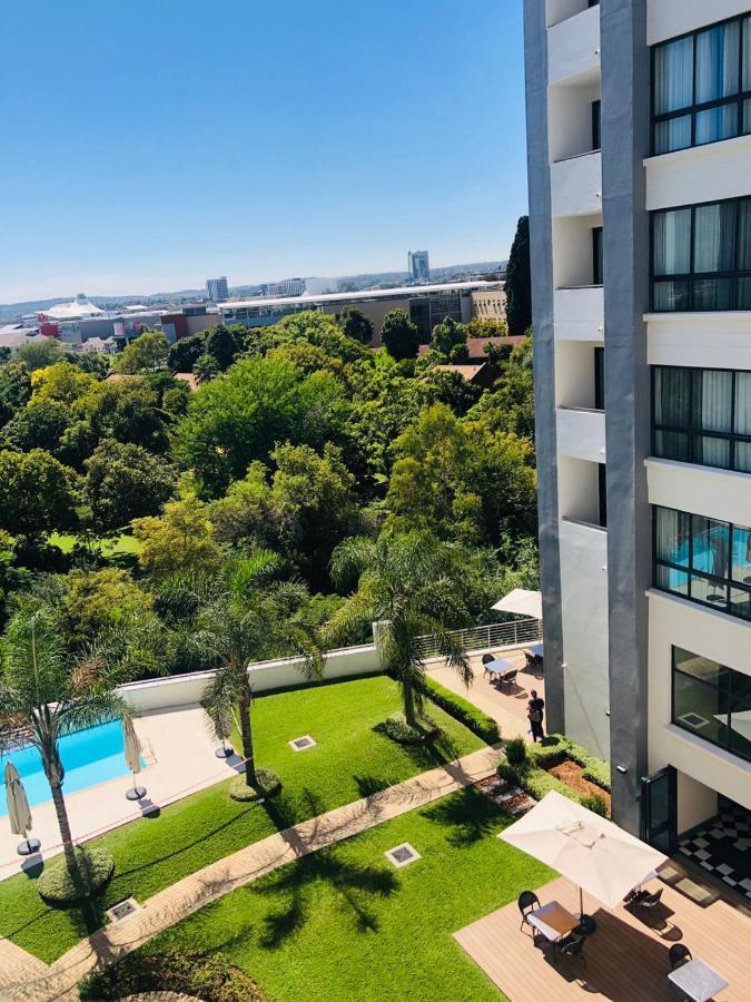 The Regency Hotel Apartment Pretoria-Noord Extérieur photo